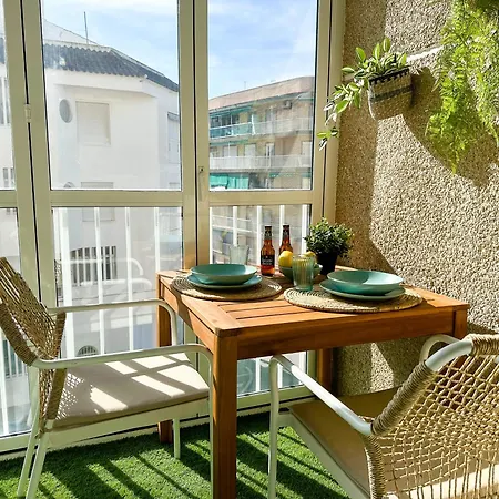 Solecito Santa Pola. Relax And 4 Min Away Apartment